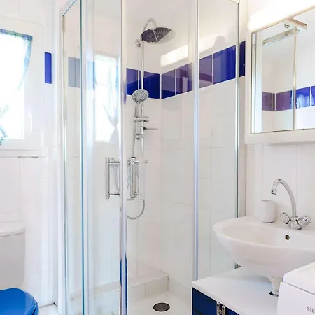 Pavillon 4p, 6 Couchages, Proche Plage, Avec Wifi Et Grande Terrasse - - Fr-1-409-18
